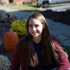 Meet your Posher, Ava